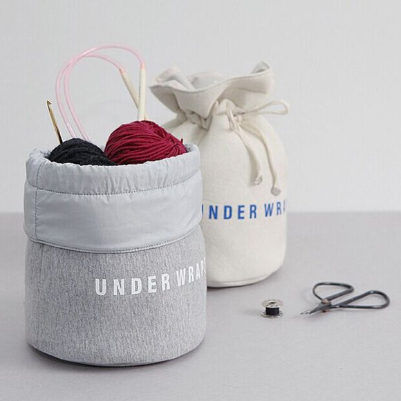 Waterproof Multifunctional Cylinder Cosmetic Travel Organizer Bag (Gray) - Picture 6 of 7